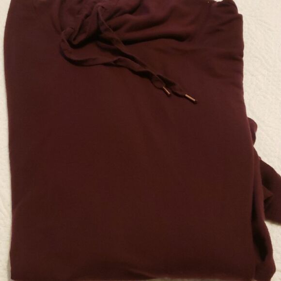 A new day burgandy top size XXL - Picture 7 of 7